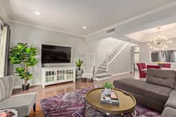 Luxury Townhouse in The Exclusive Biltmore Area - Image 5