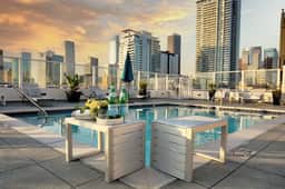 Luxury DTLA Suite w/ Rooftop Pool & Skyline Views - Image 3