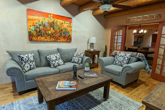 Enchanting Casita Near the Santa Fe Plaza - Image 1